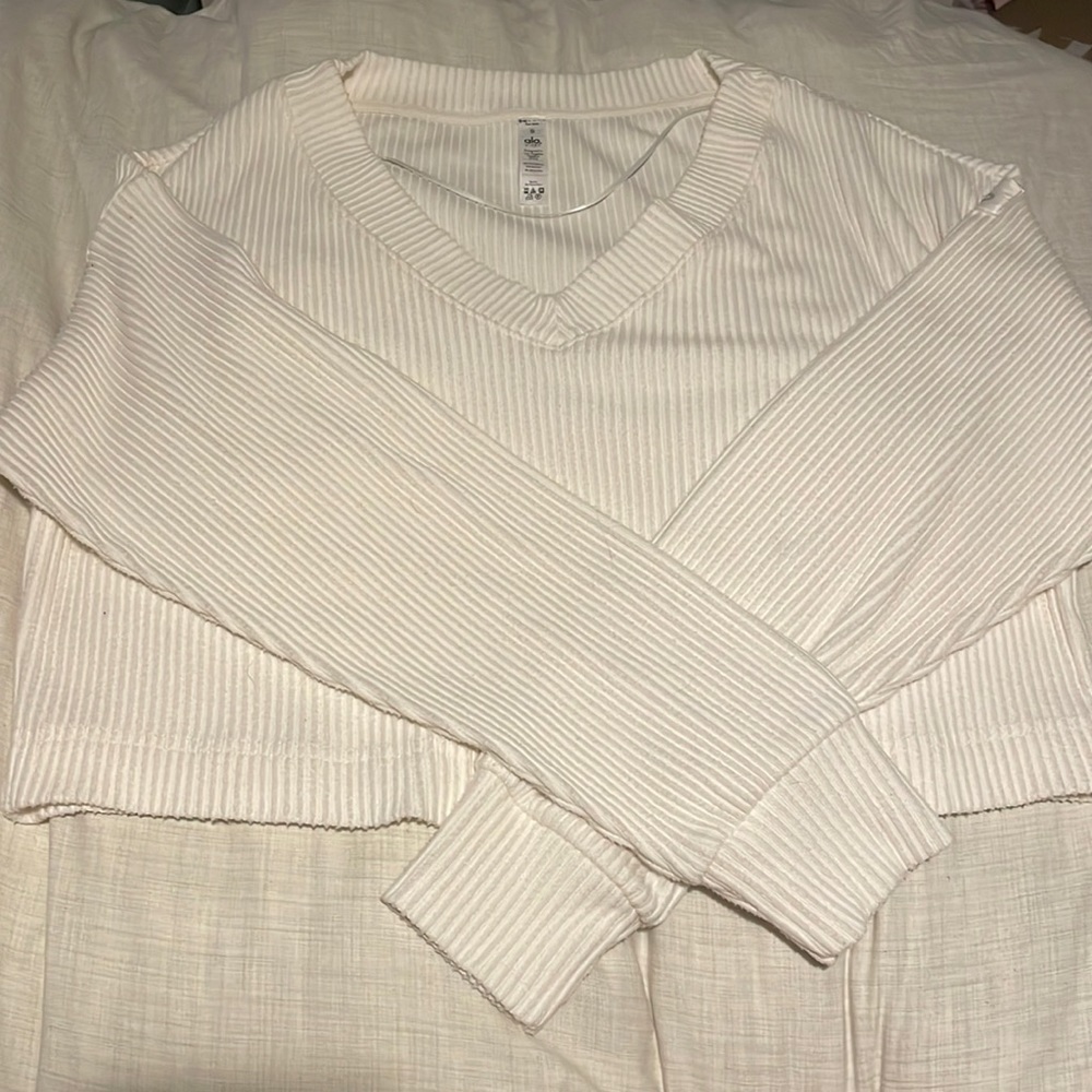 Alo cropped sweater